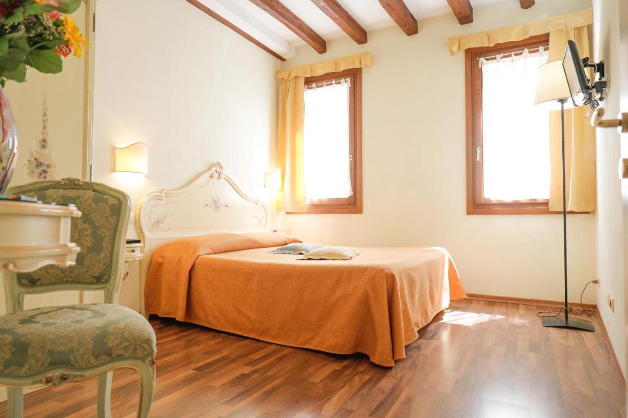 Casa Vacanze Angolo 'Sconto Венеция Екстериор снимка
