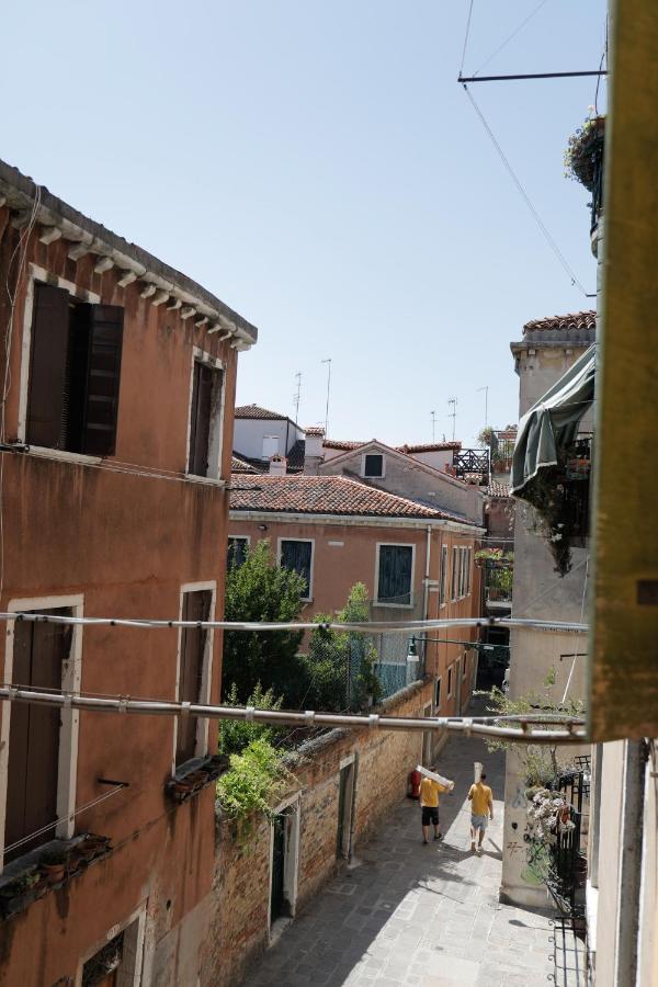 Casa Vacanze Angolo 'Sconto Венеция Екстериор снимка